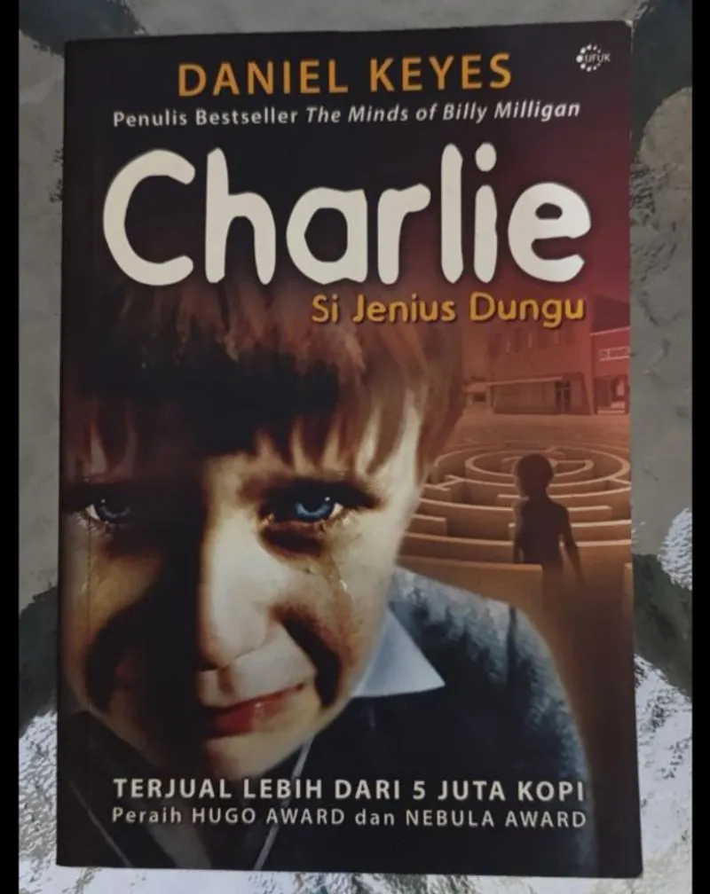 Charlie, si Jenius Dungu - Daniel Keyes photo 1