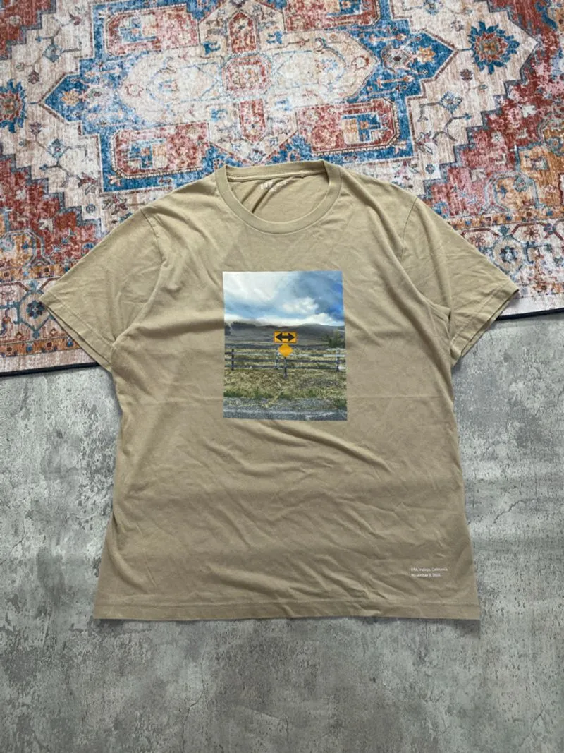 TSHIRT UNIQLO UT x ALESSANDRA SANGUINETI photo 1