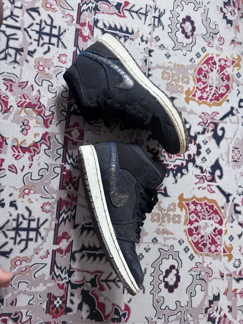 Nike Air Jordan 1 Mid SE Black Crater sneakers photo 1