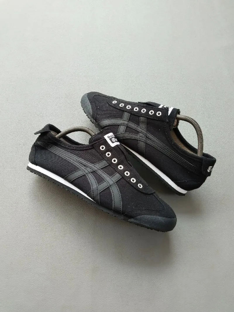 onitsuka photo 1