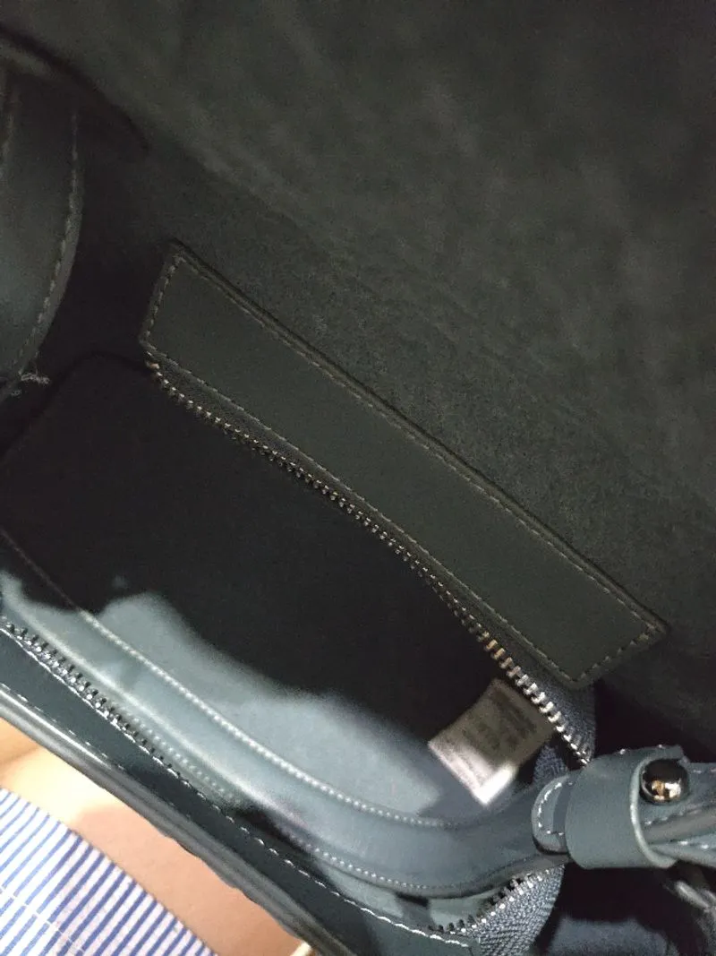 Tas photo 1