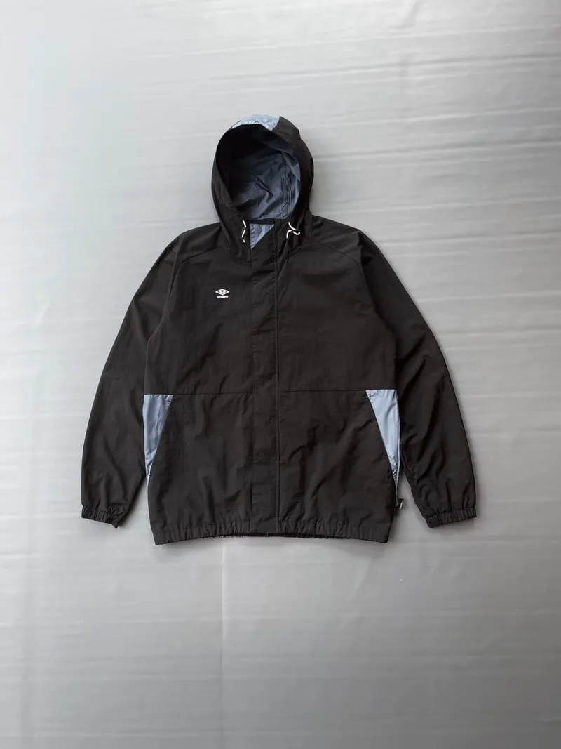 Umbro Gorpcore Sportswear Windbreaker Pria black blue photo 1