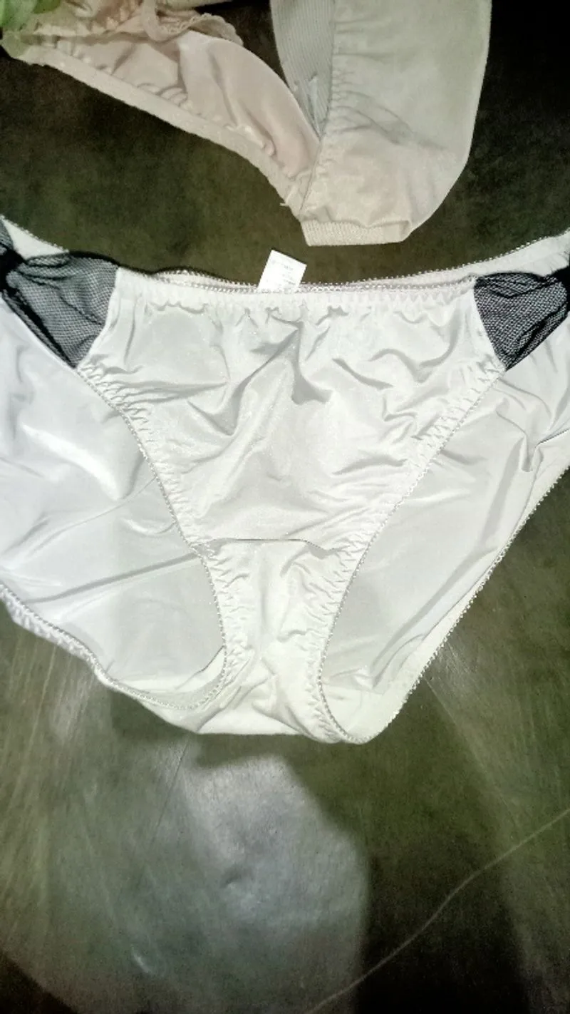 Celana dalam dewasa satin ,seamles pribadi layak pakai  photo 1