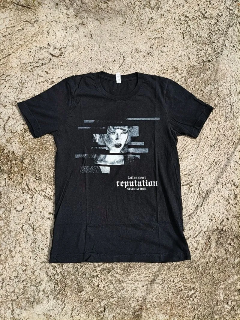 TSHIRT TAYLOR SWIFT REPUTATION PRELOVED ORIGINAL photo 1