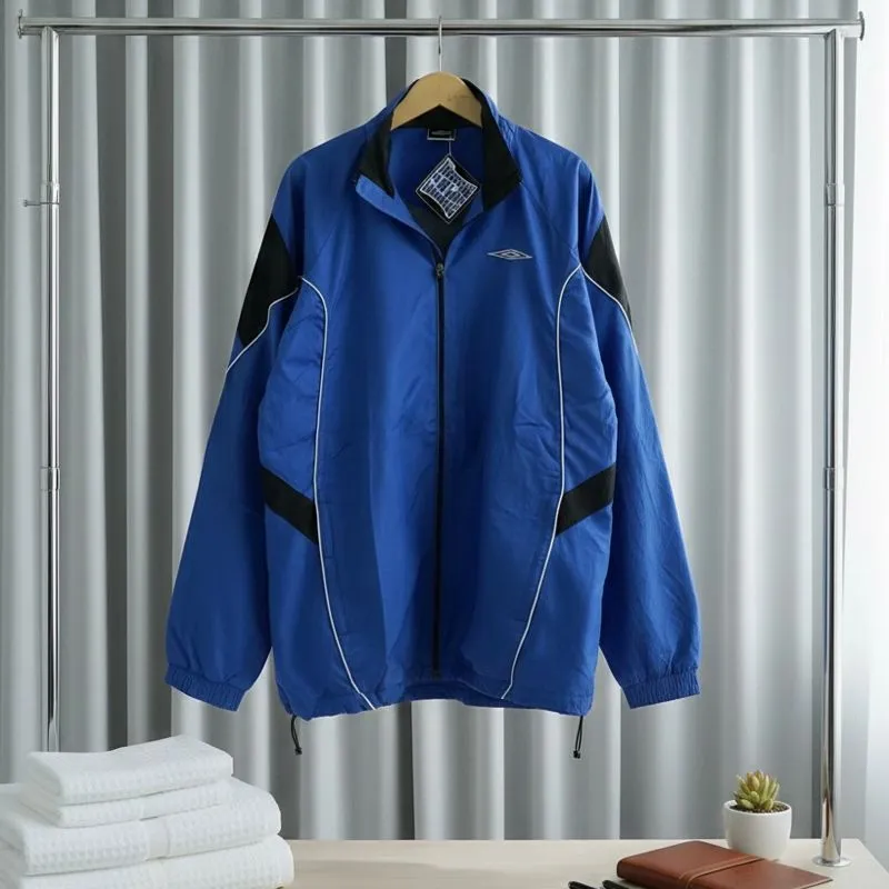 Vintage UMBRO England Lightweight Windbreaker  photo 1