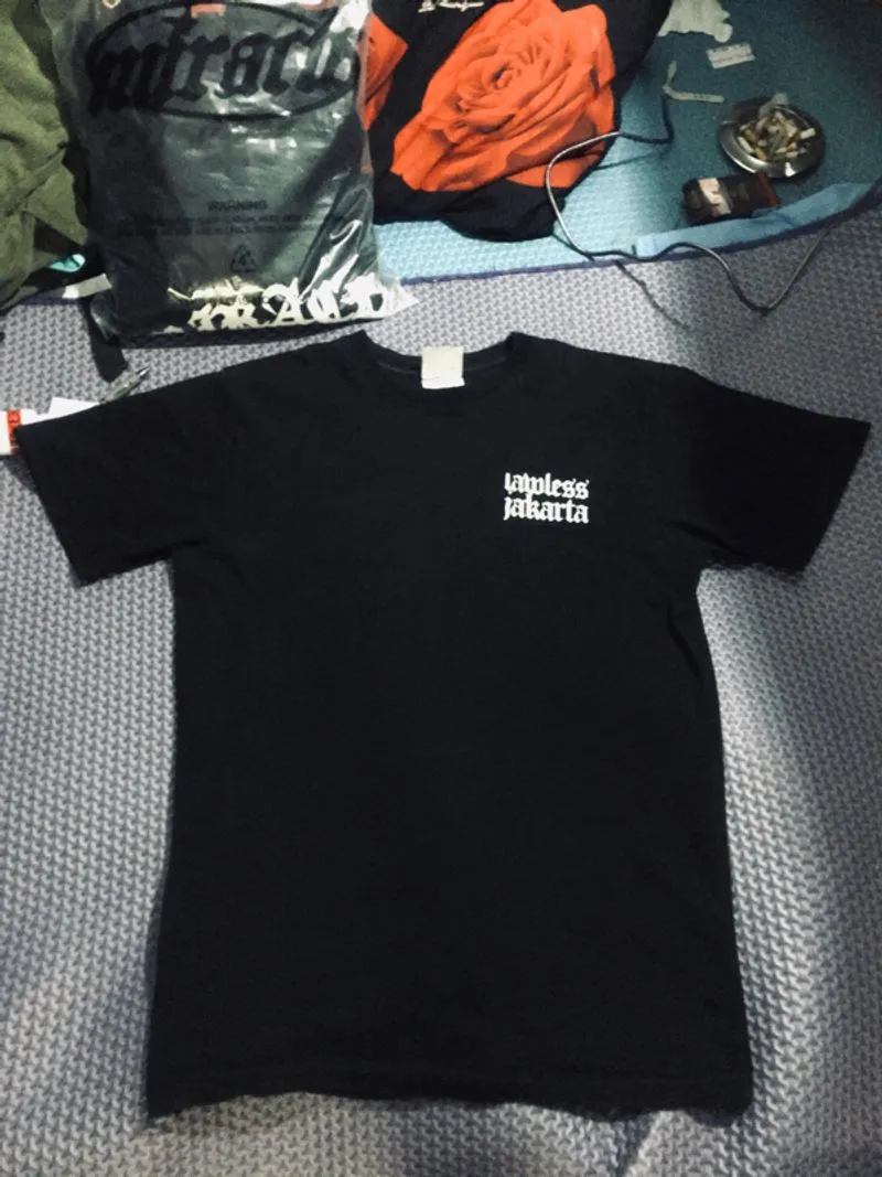 T shirt lawless jakarta sz m photo 1