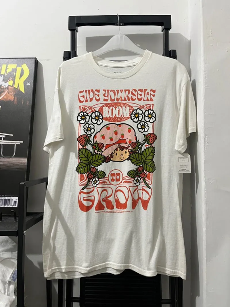 Tee Art Print photo 1