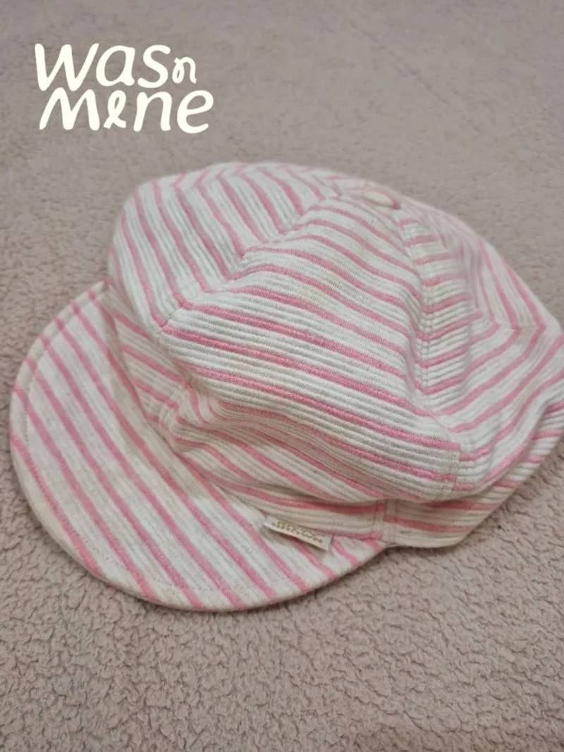 pink & white stripe hat photo 1