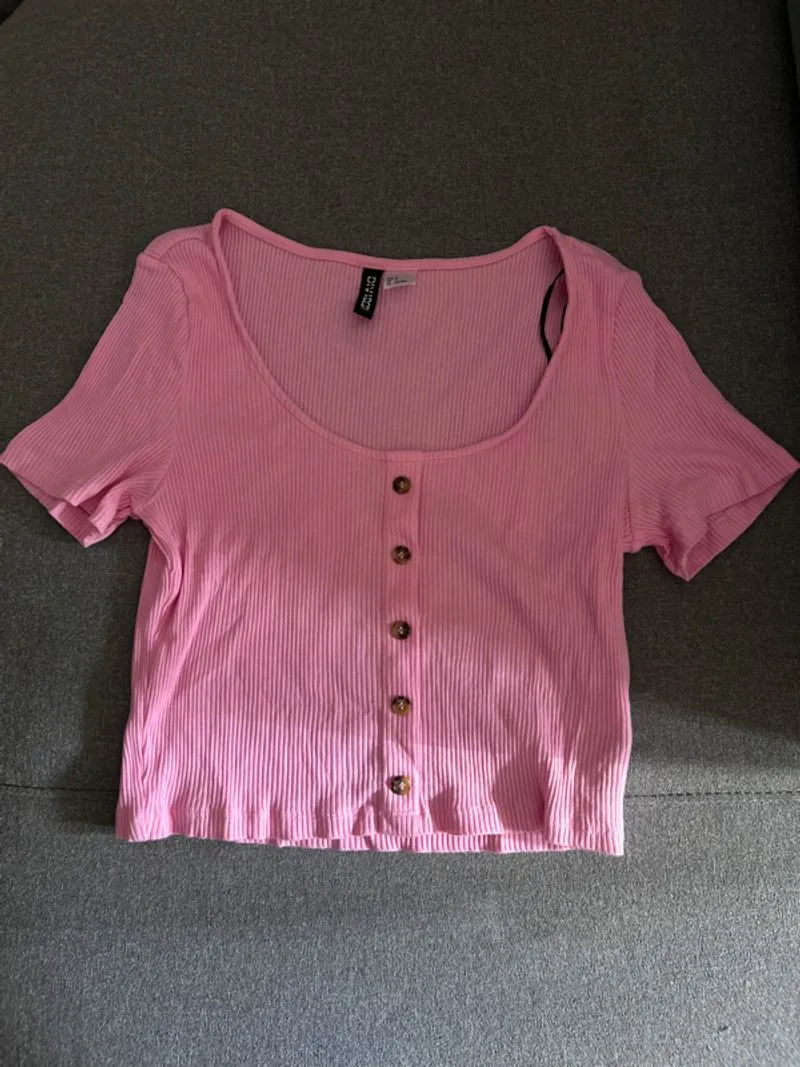 h&m pink neon croptop photo 1