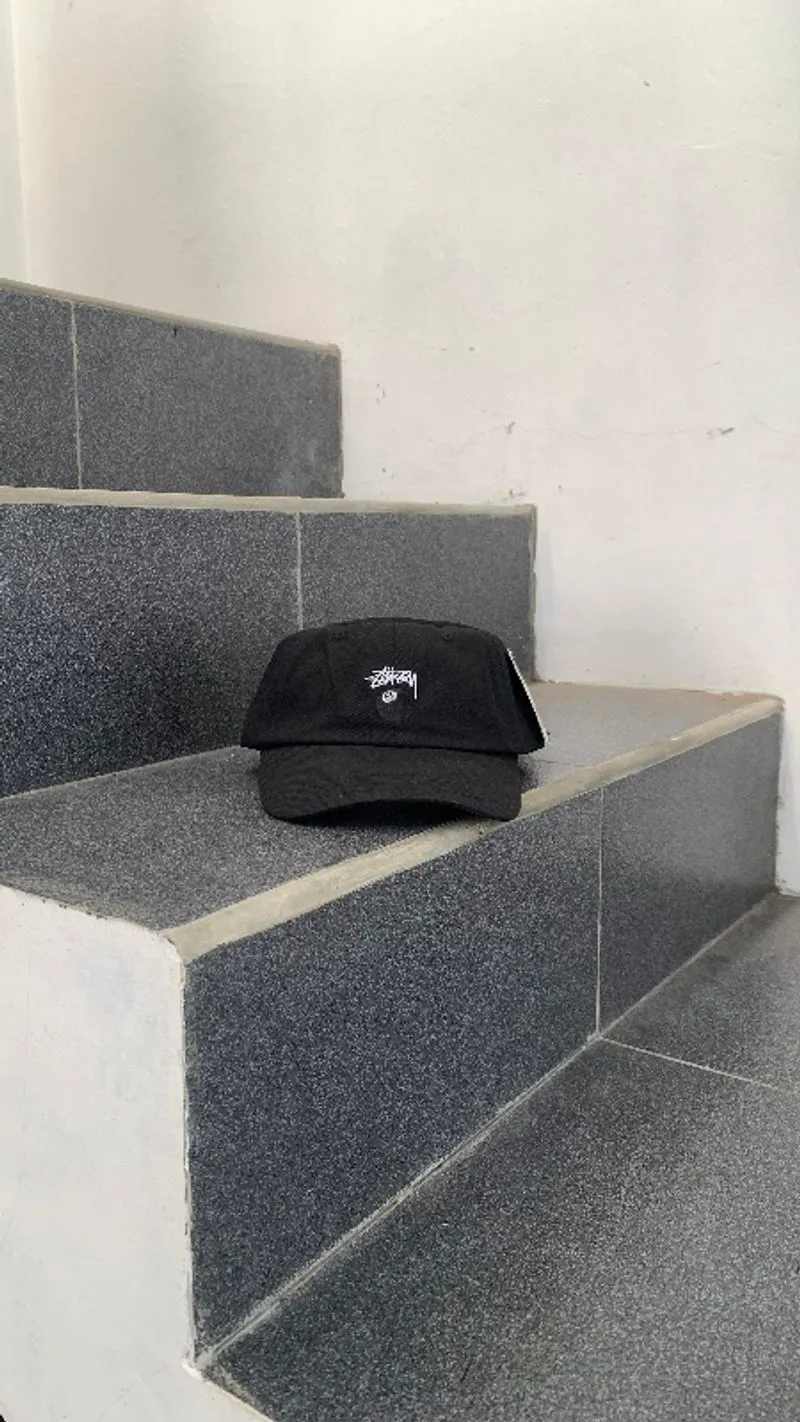 Topi Stussy Stock 8 Ball Low Pro Black  photo 1