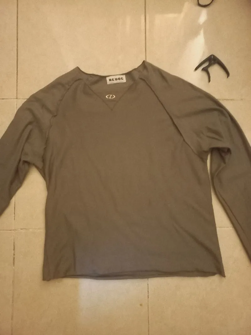 Reude rugged long sleeve photo 1