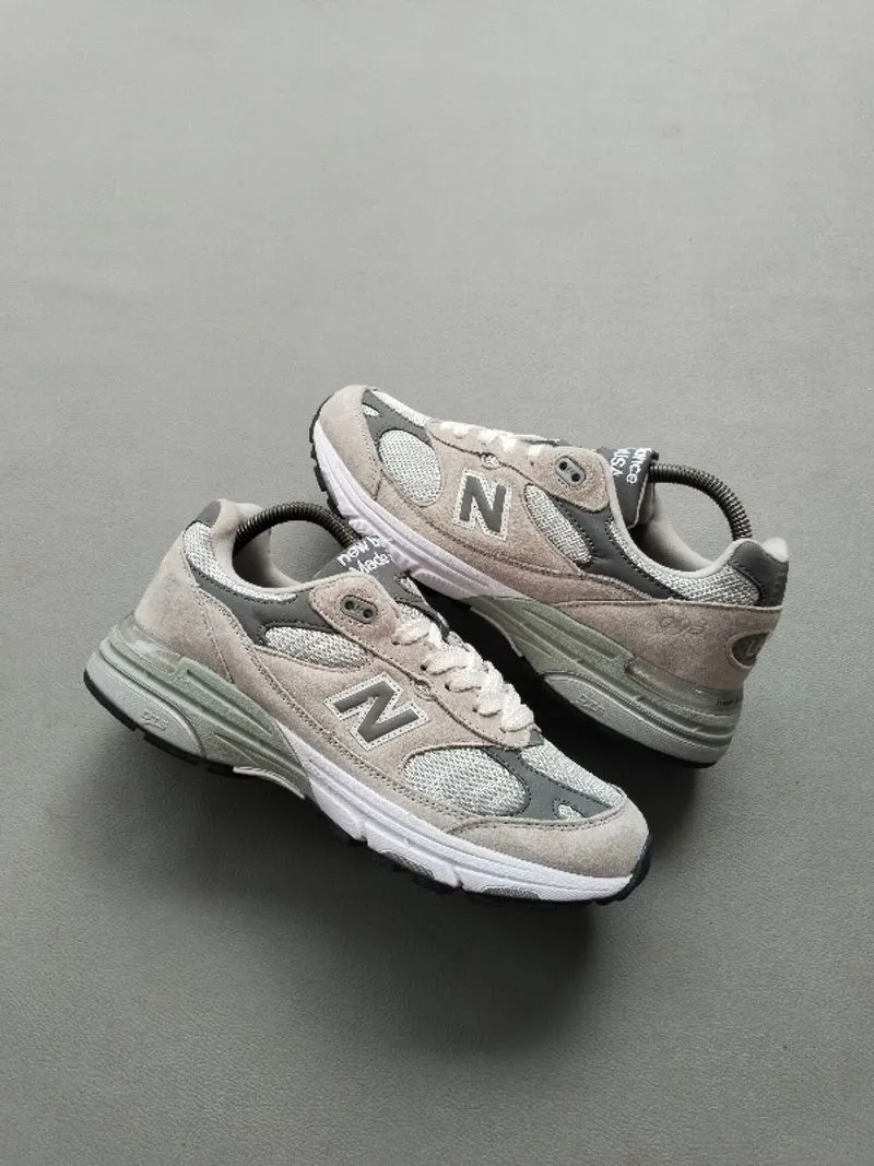 new balance 993 photo 1