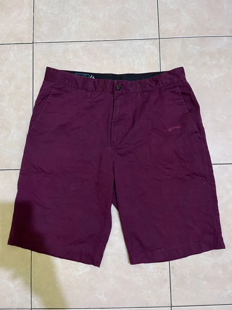 Celana pendek volcom multi pocket photo 1