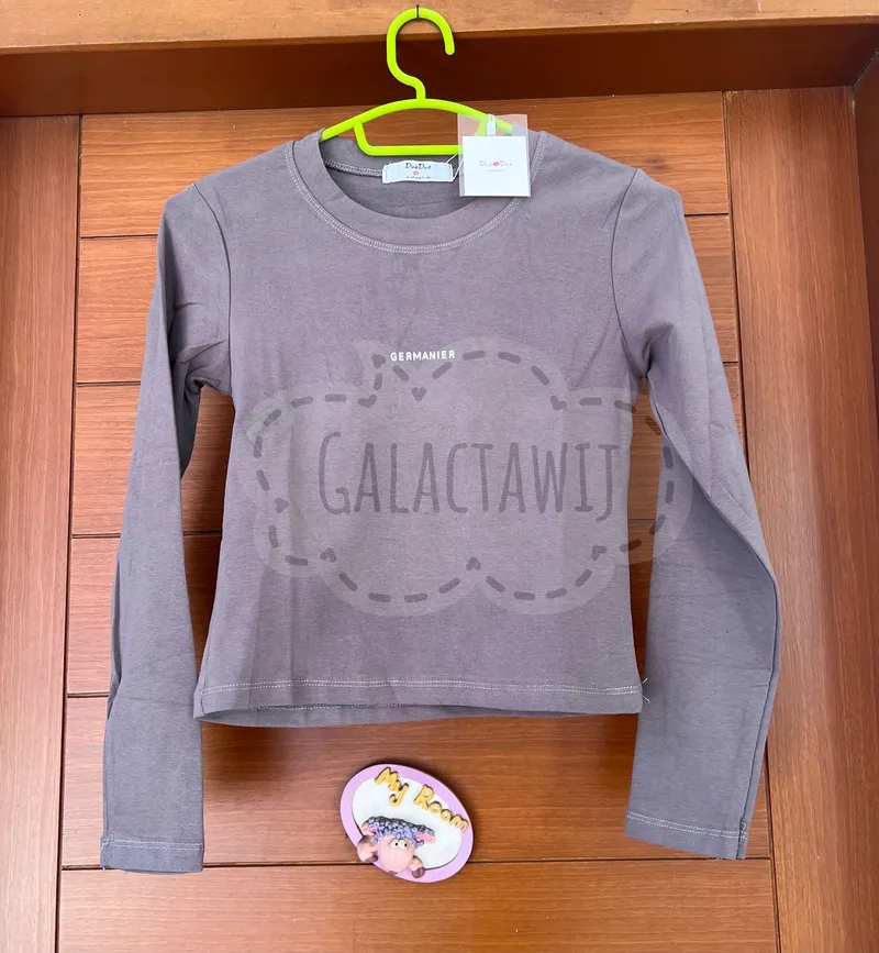 Crop top Wanita gray photo 1