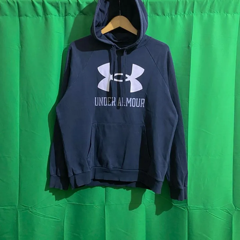 Hoodie Under Armour - Size L fit M - Jaket hitam charcoal photo 1