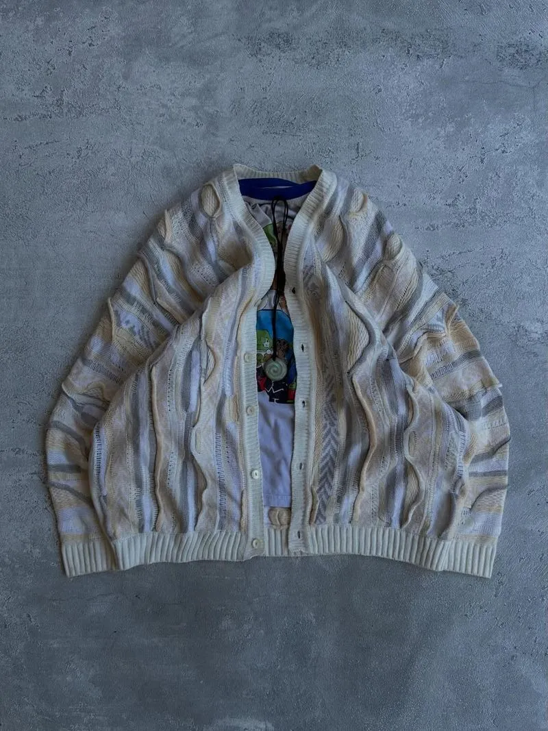 Look Cardigan Vintage 3D Patterned Knit Sweater photo 1