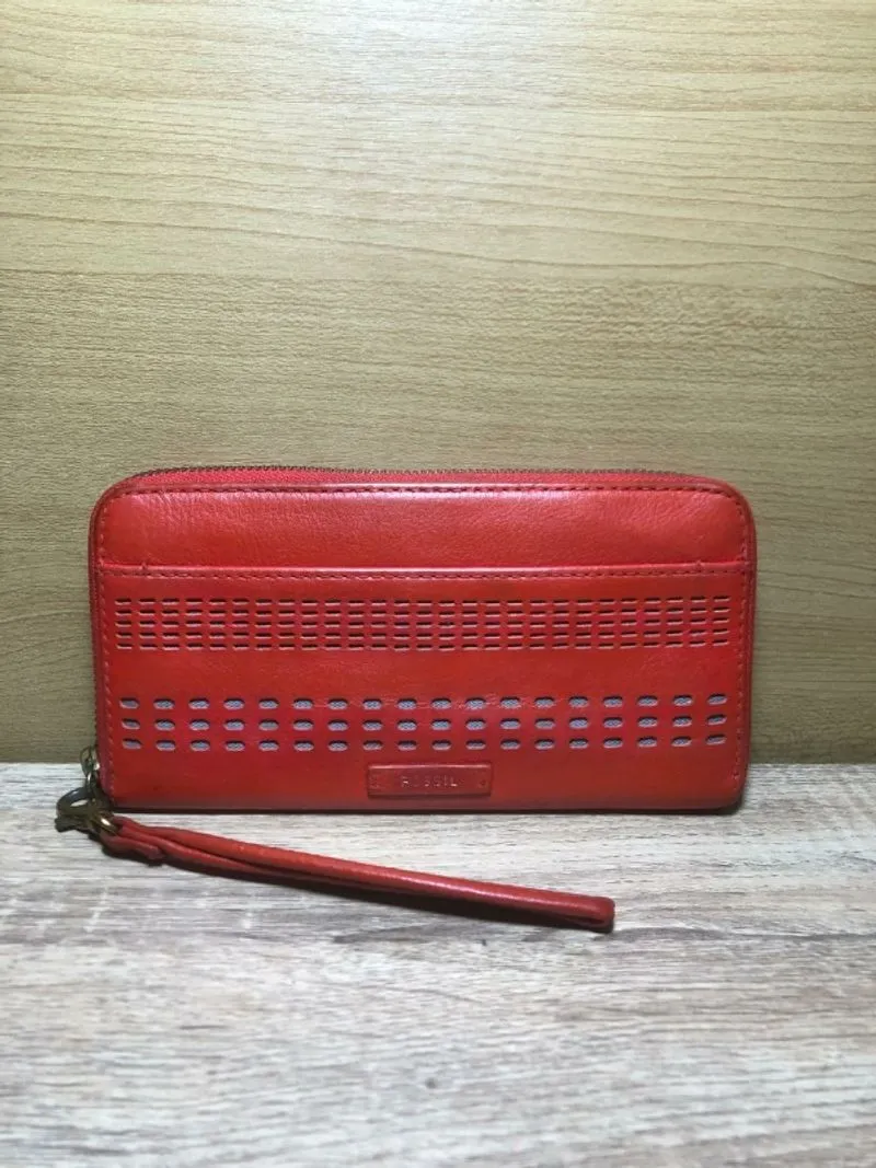 Fossil Leather Longwallet photo 1