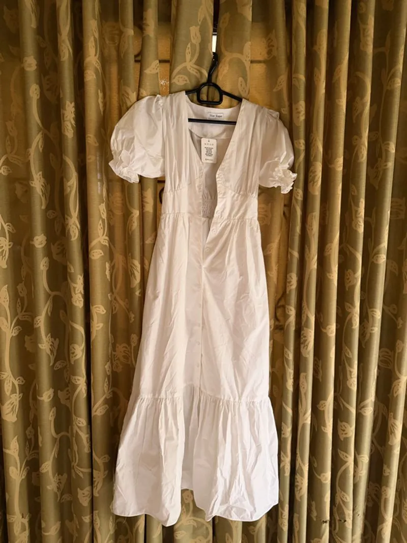 Her Vogue Maxi White Dress photo 1
