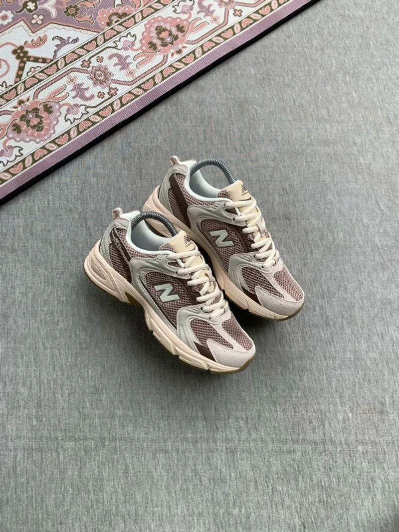 New Balance 530 Bisque Earth Shadow photo 1