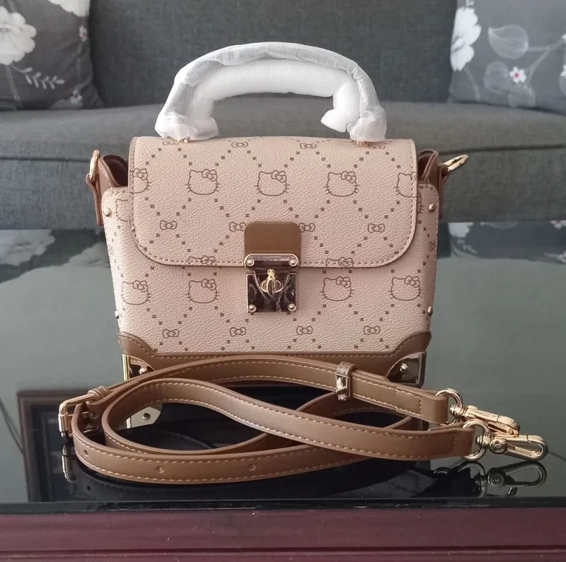 Sling bag Hello Kitty Sanrio photo 1