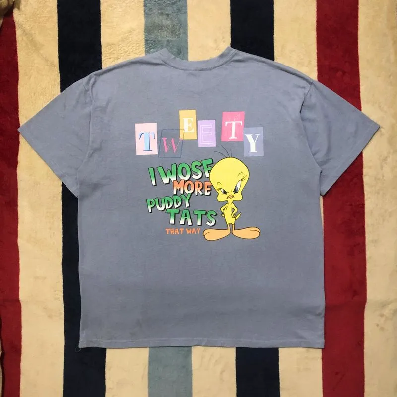 Vintage 2000's Looney Tunes Tweety T-Shirt photo 1