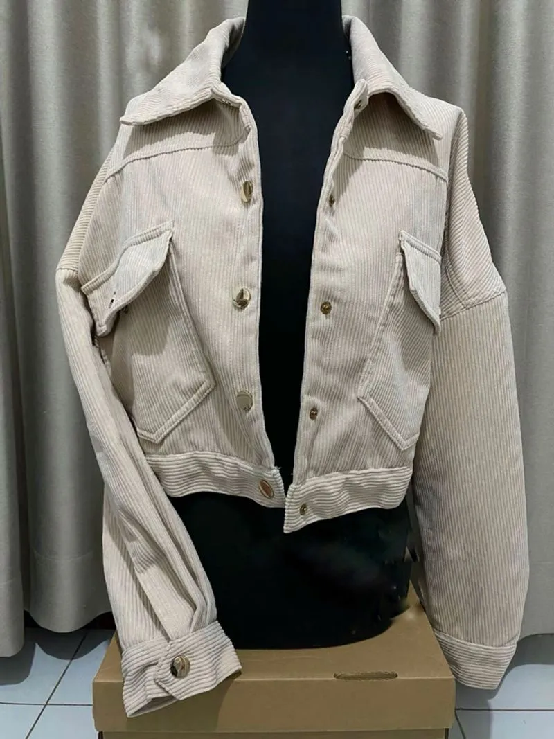 Corduroy Jacket Beige Pretty Little Thing photo 1
