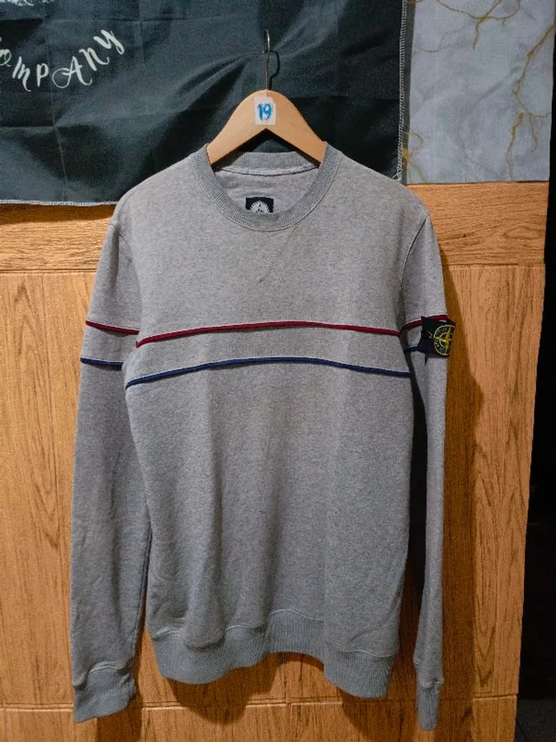 STONE ISLAND CREWNECK photo 1