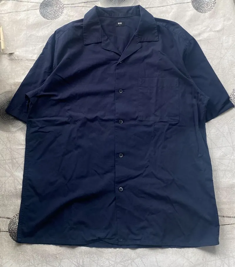 Kemeja open collar uniqlo photo 1