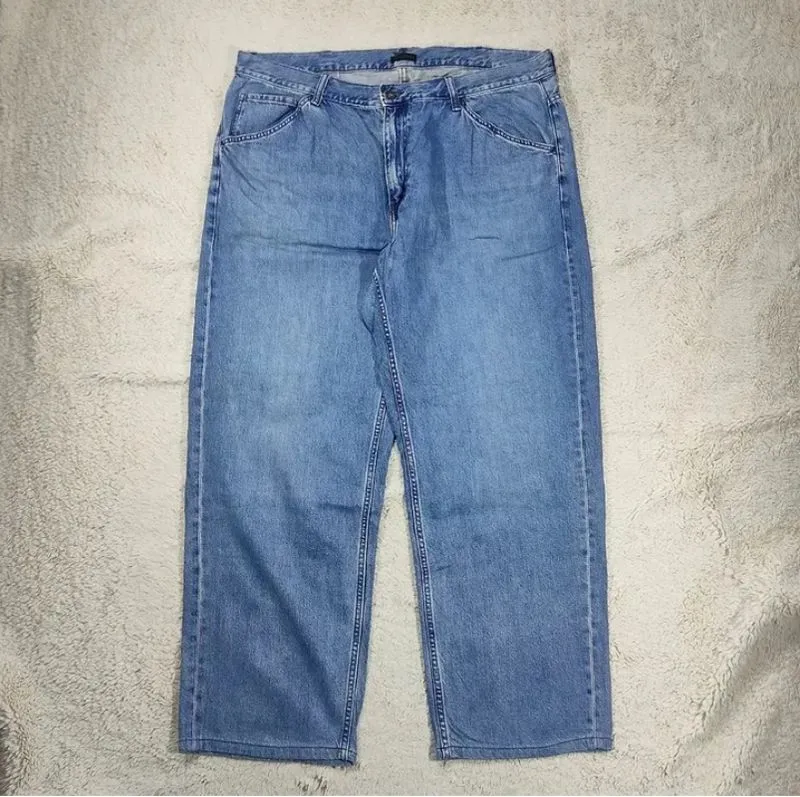 UNIQLO WIDE STRAIGHT JEANS photo 1