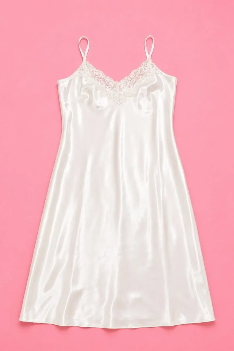 Lingerie Midi Pearl Satin photo 1
