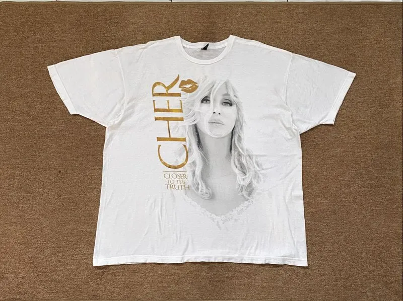 CHER Dressed To Kill Tour 2014 Band Tshirt photo 1