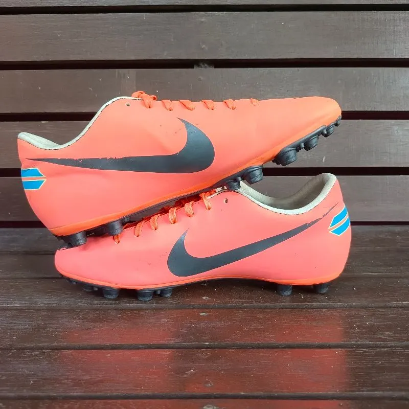 Sepatu Bola 40 (25 cm) Mercurial Victory III AG photo 1