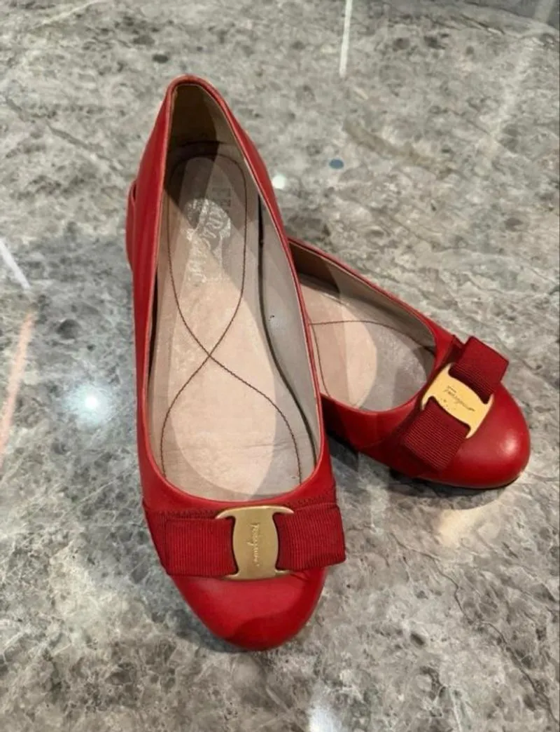 Salvatore Ferragamo flat shoes photo 1