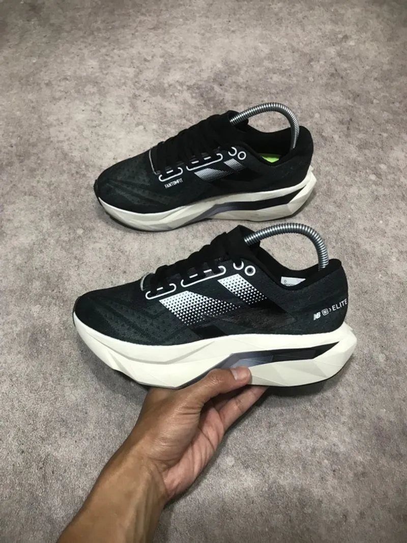New Balance FuelCell Sc Elite photo 1
