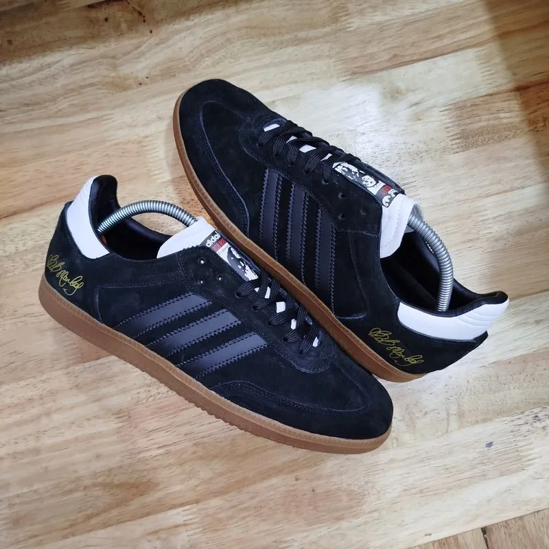 Adidas Casual Sneakers Pria brown black photo 1
