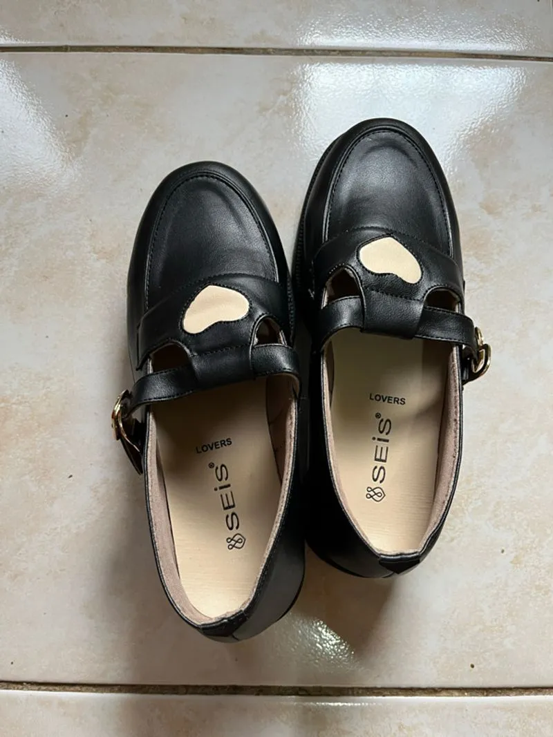 Docmart wanita photo 1