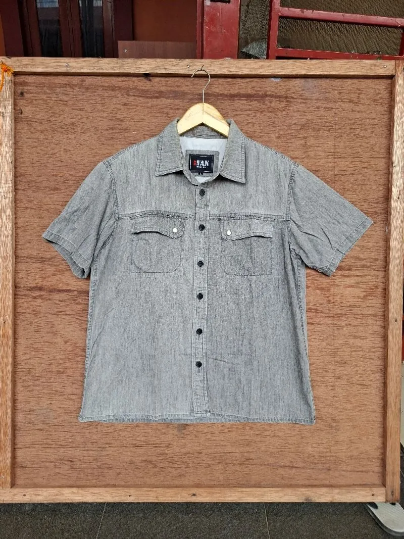 KEMEJA VINTAGE LENGAN PENDEK MR.VAN SINCE 1966 DENIM ABU SIZ photo 1