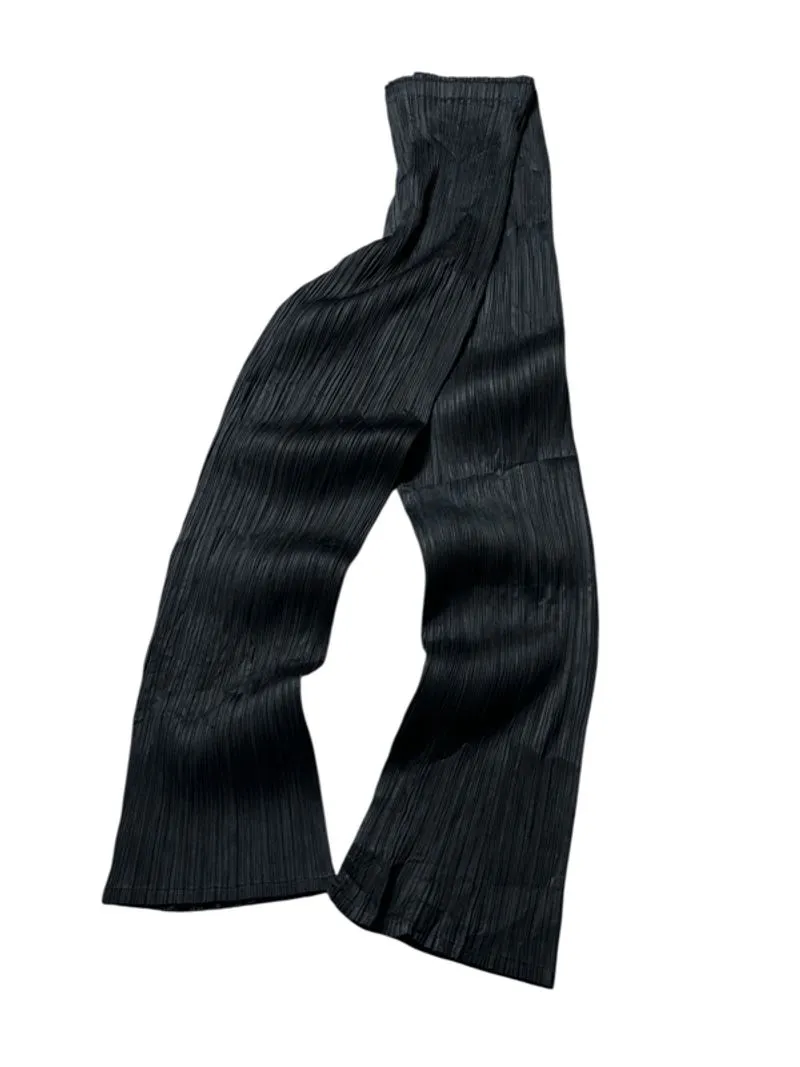 Pleats Pleated Coneco Pants photo 1
