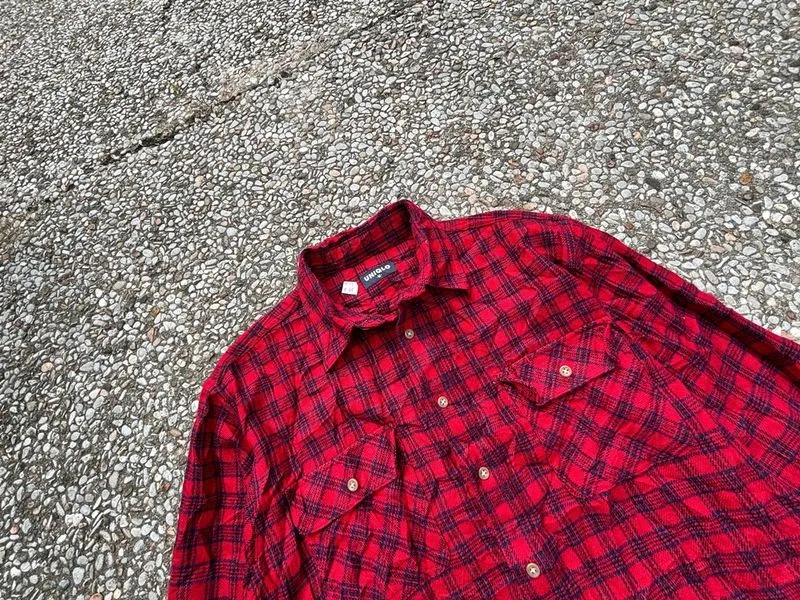 Uniqlo Indie Casual Casual shirt Pria red photo 1