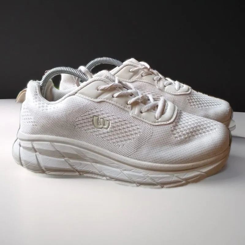 World Cup Runner Cushioning Sneakers Running Walking Shoes photo 1