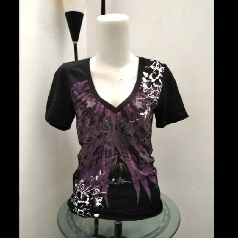 Kaos Slim Fit Wanita photo 1
