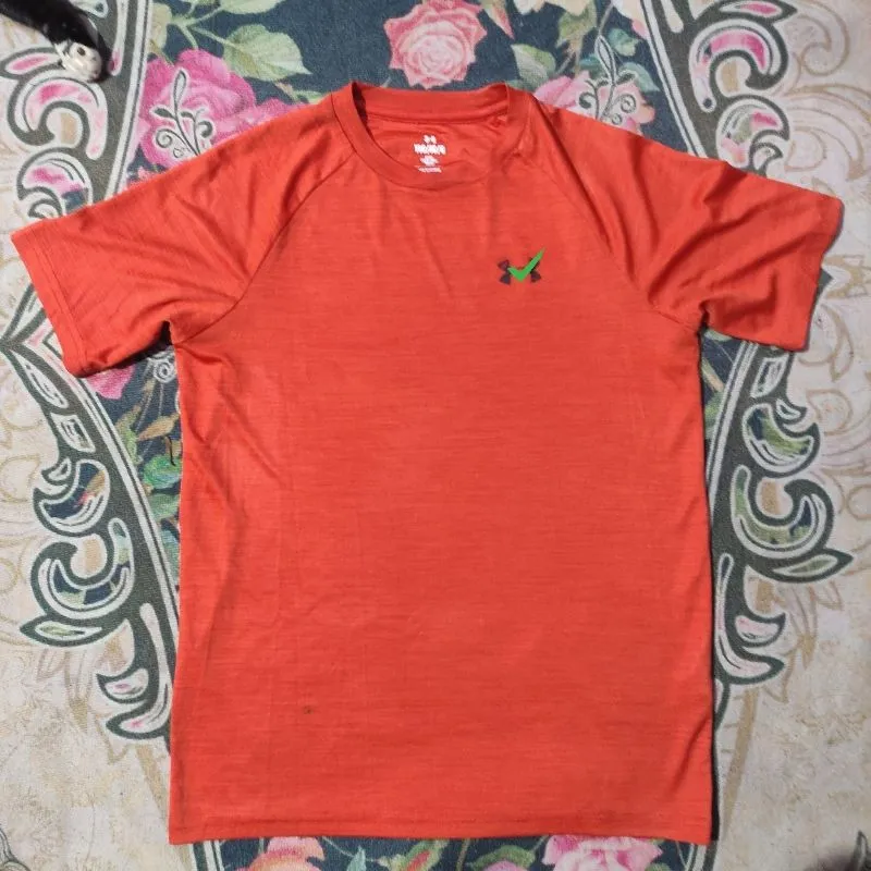 Kaos Jersey UA Under Armour Orange Running tee sportwear photo 1