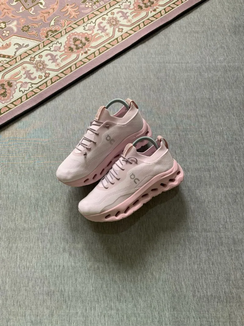 On Cloudtilt x Loewe Pale Pink photo 1