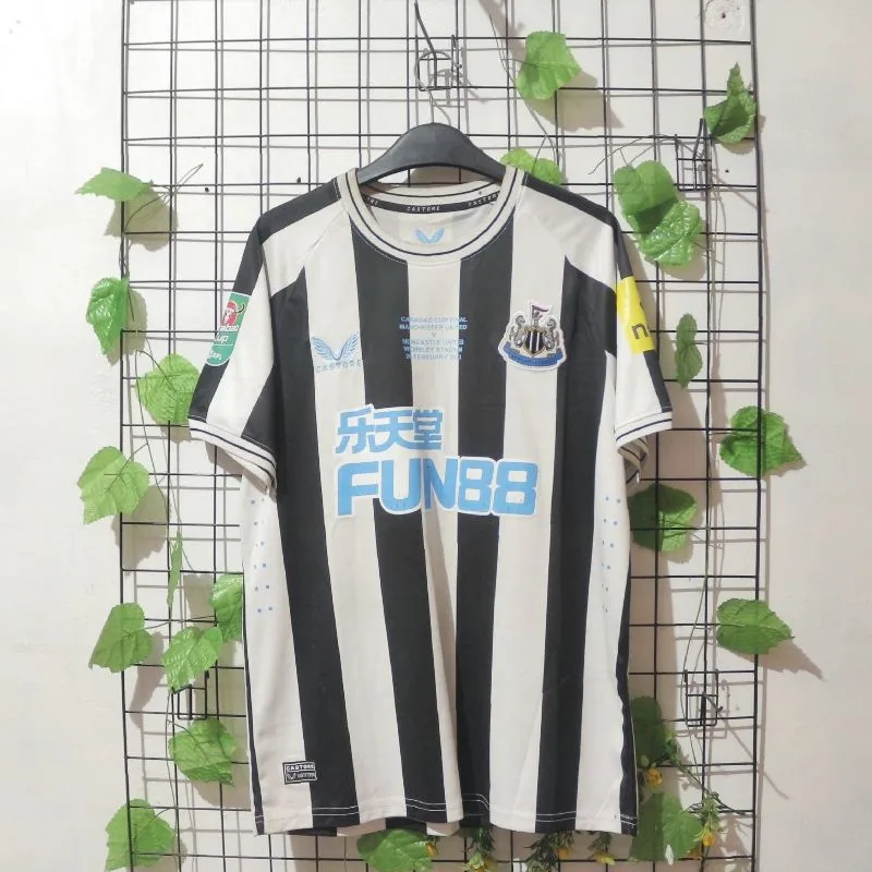 Newcastle United Home Shirt/Jersey 2022 - 2023 photo 1