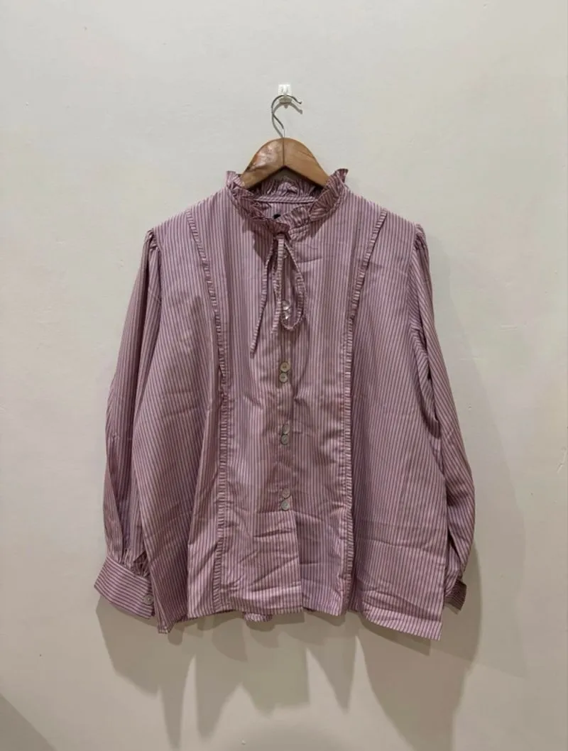 BLOUSE  photo 1