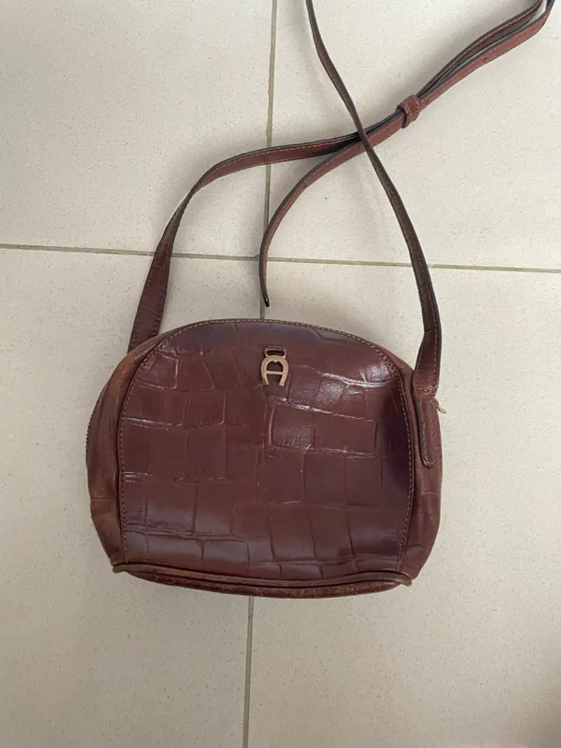AIGNER photo 1