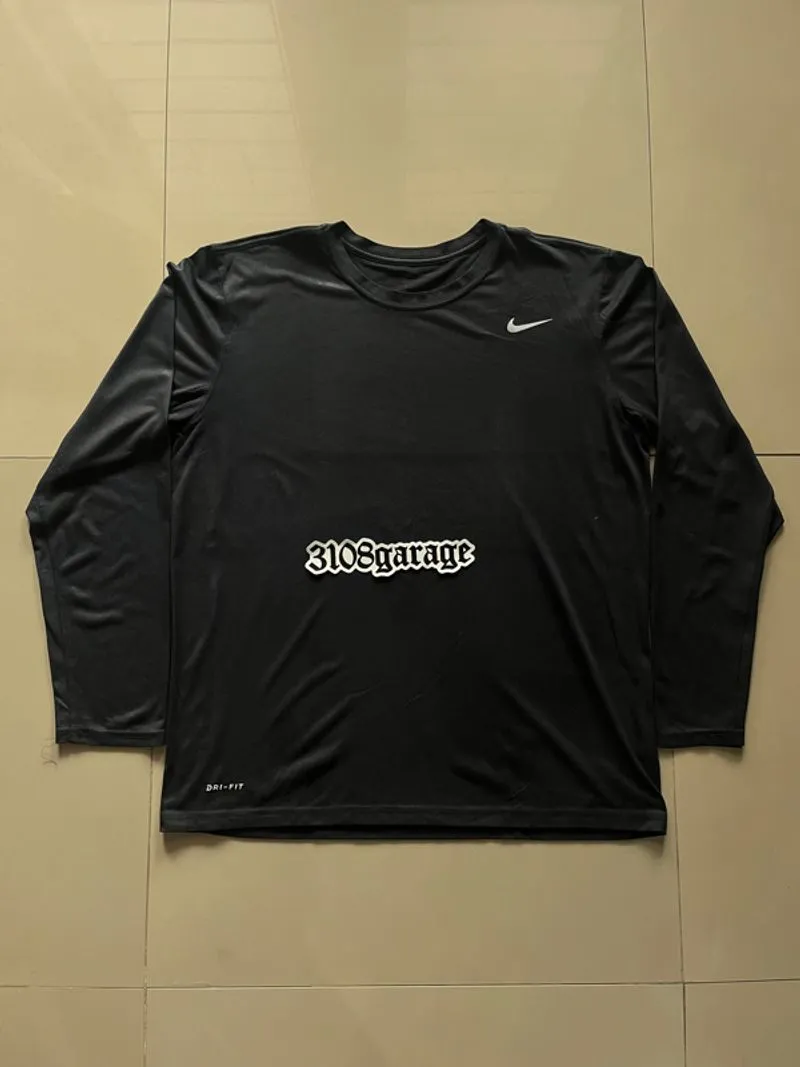 T-shirt The Nike tee dri-fit longsleeve black hitam sz L use photo 1