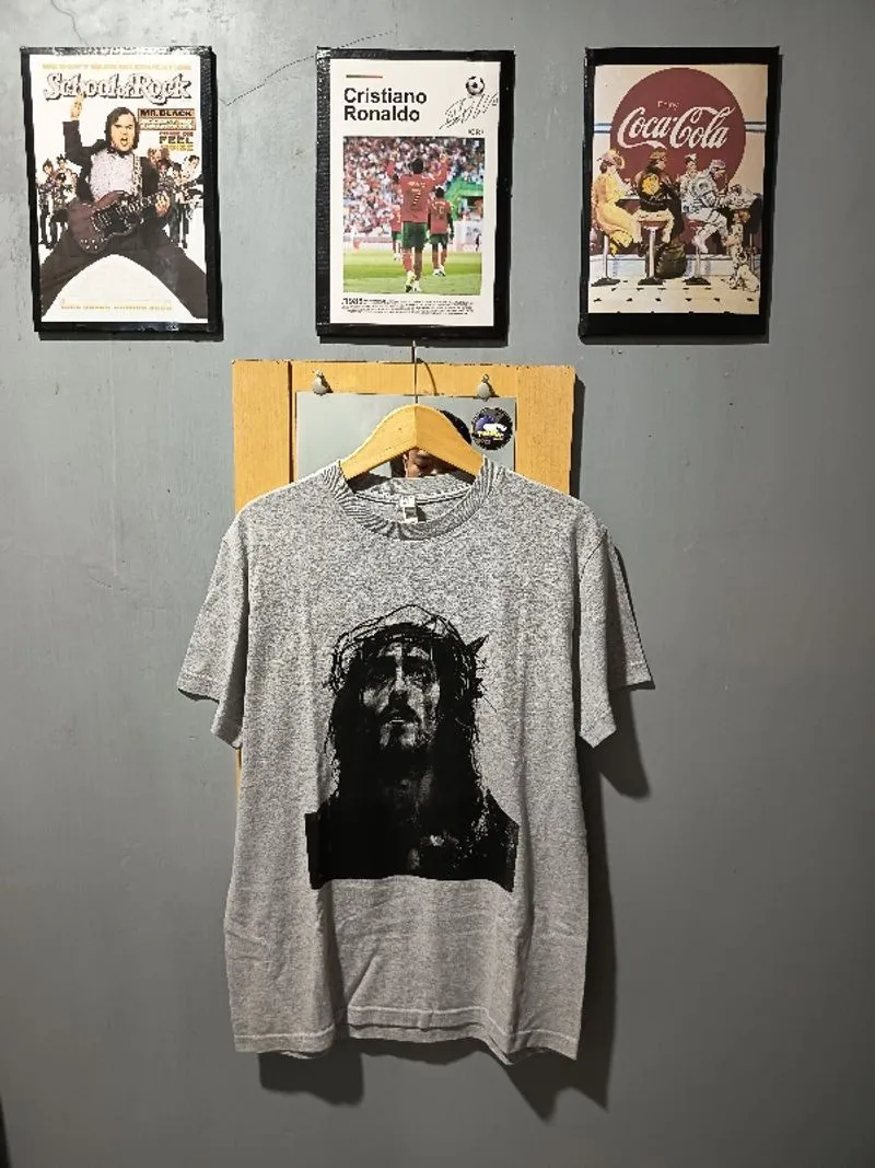 T-shirt Jesus Tee Of Nazareth photo 1