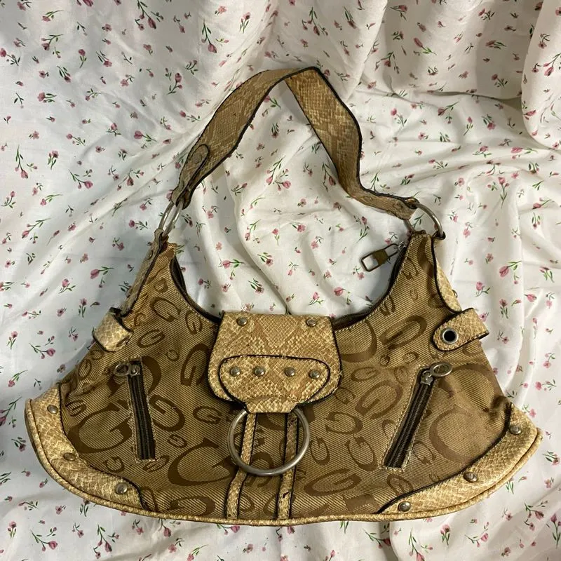 Gue$$ Vintage Shoulderbag photo 1