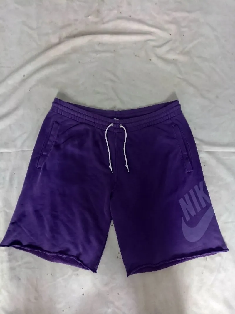 NIKe photo 1